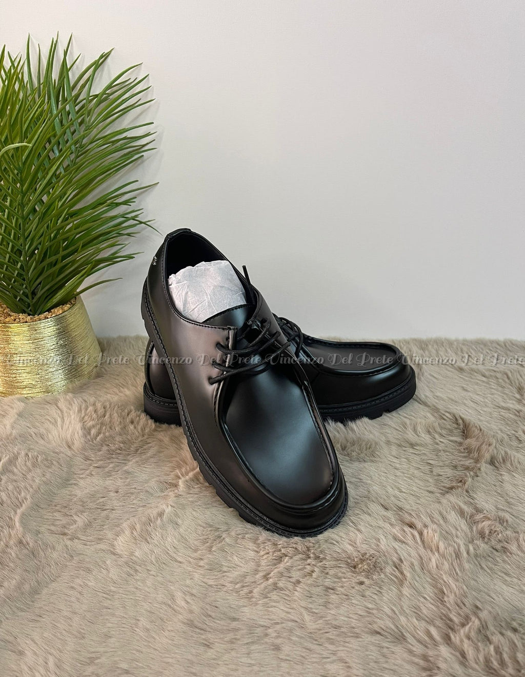 MOCASSINI INGEGNERE CON LACCI IN PELLE CON SUOLA IN GOMMA