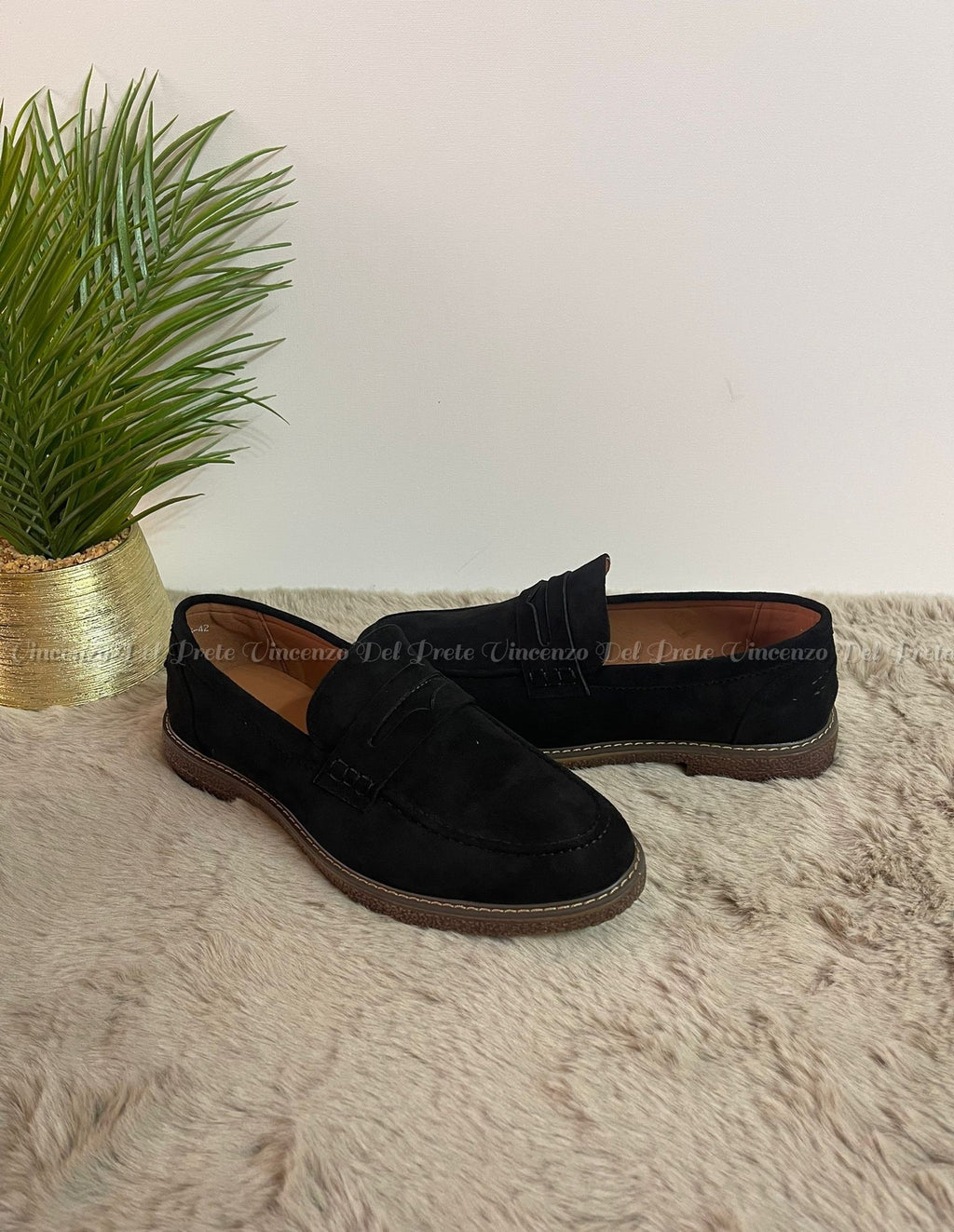 MOCASSINI SENZA LACCI IN CAMOSCIO CON SUOLA IN GOMMA