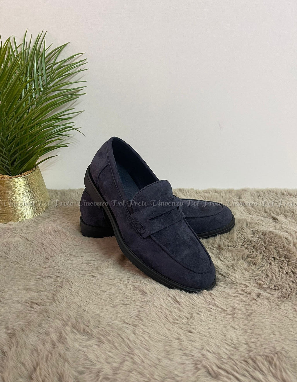 MOCASSINI SENZA LACCI IN CAMOSCIO CON SUOLA IN GOMMA