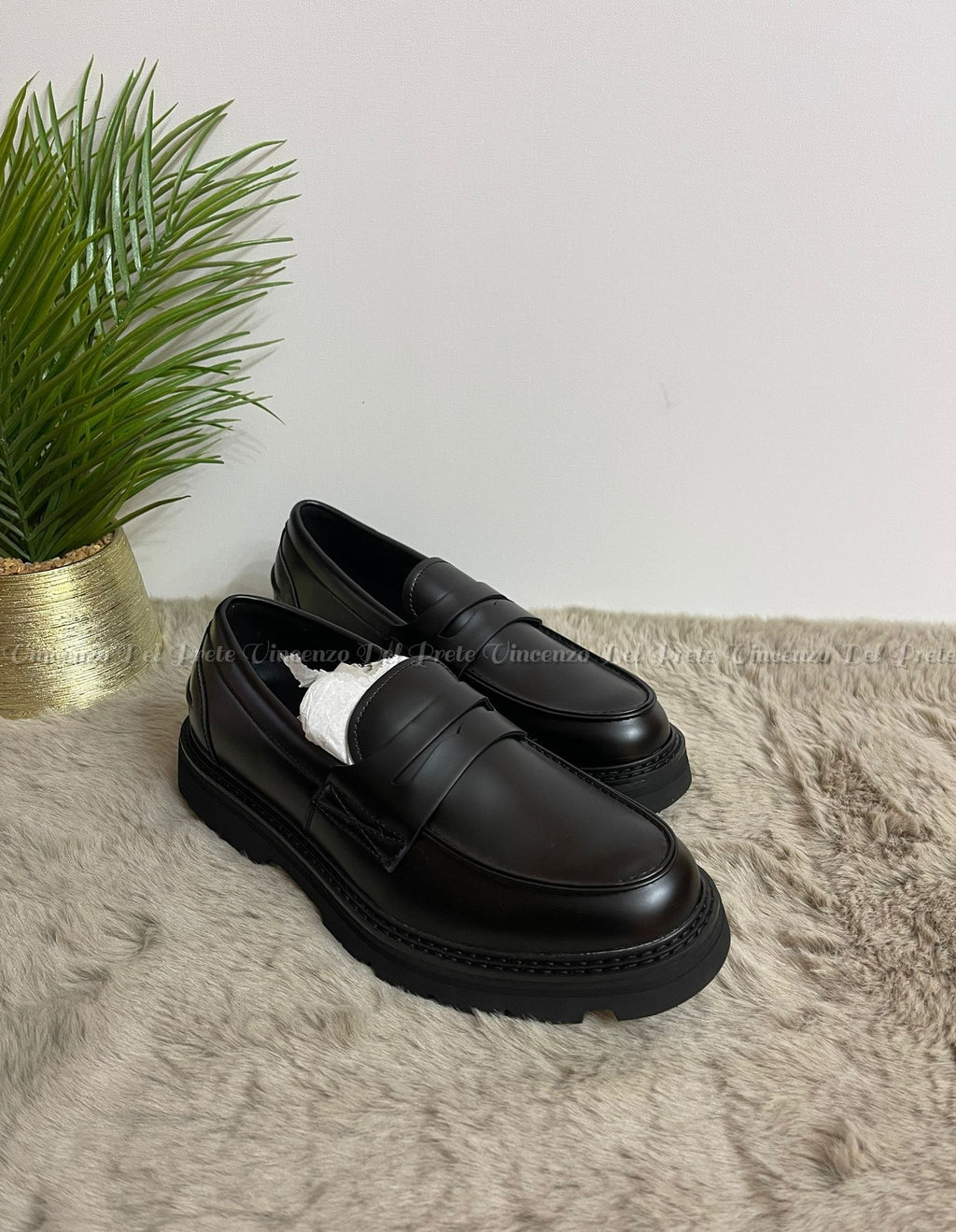 MOCASSINI SENZA LACCI IN PELLE CON SUOLA IN GOMMA