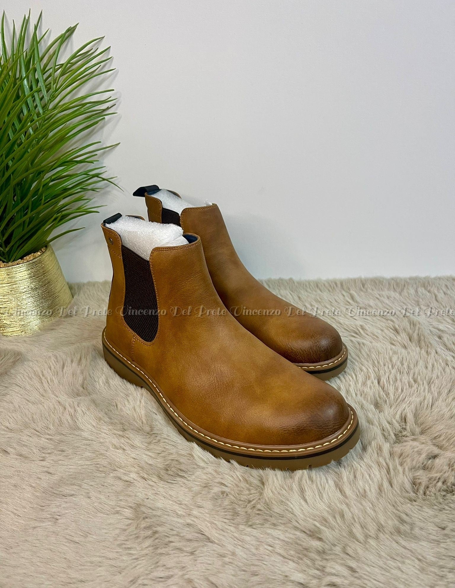 STIVALETTO IN PELLE SENZA LACCI CON SUOLA IN GOMMA