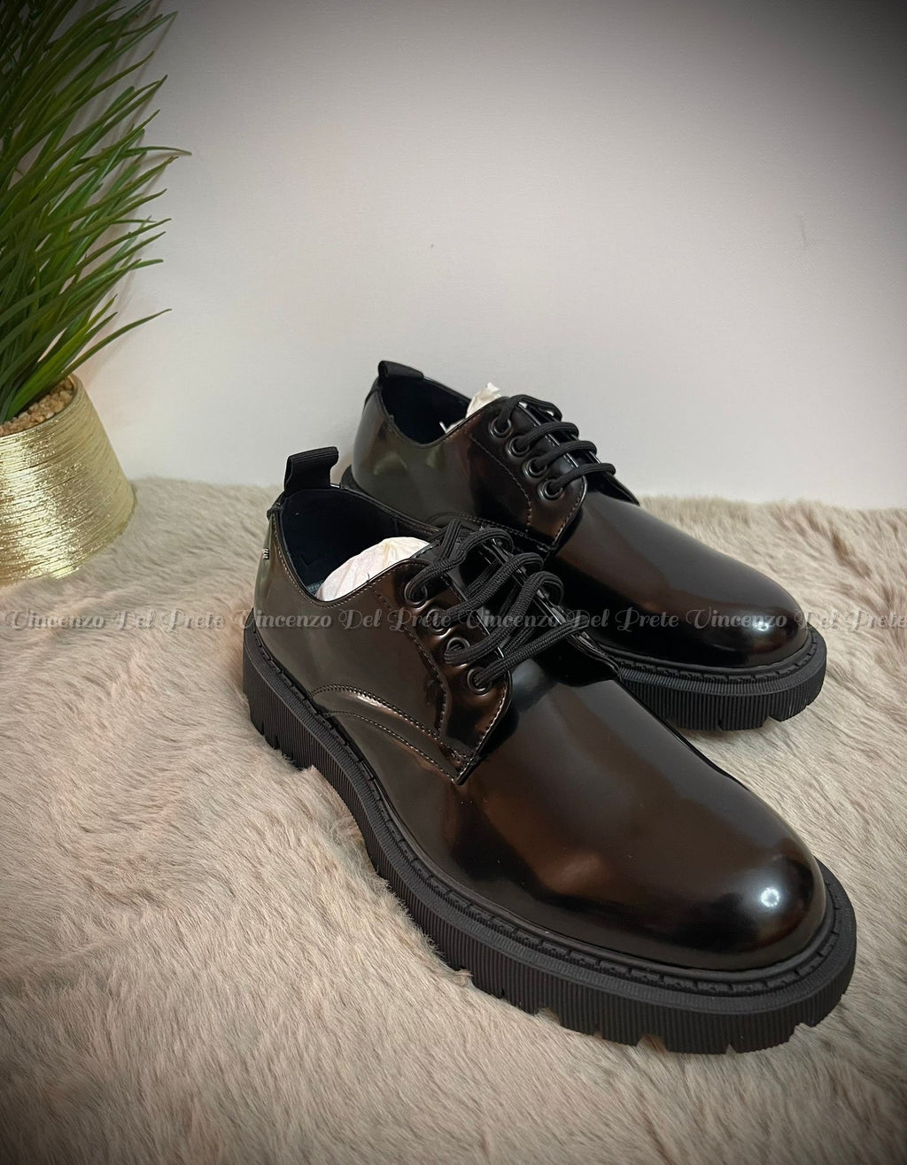 STRINGATE IN PELLE TAGLIO CLASSICO CON SUOLA IN GOMMA