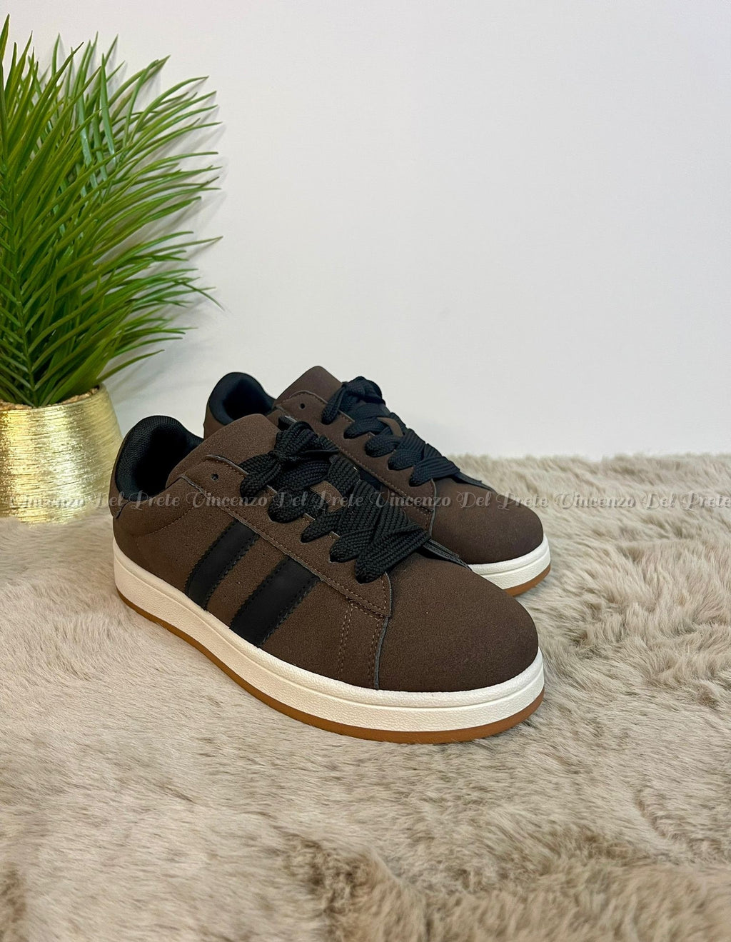 SNEAKERS IN CAMOSCIO MADE IN ITALY CON SUOLA IN GOMMA