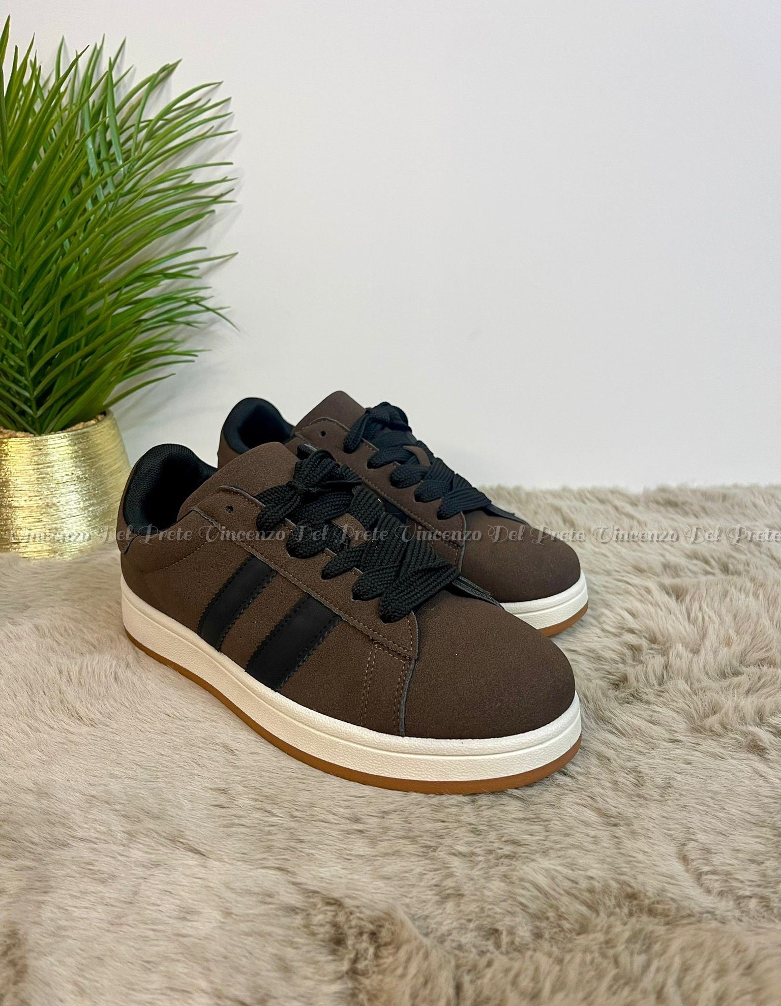 SNEAKERS IN CAMOSCIO MADE IN ITALY CON SUOLA IN GOMMA