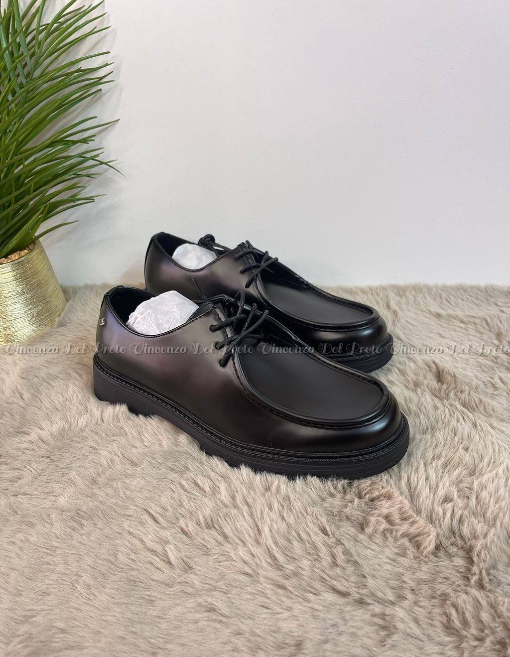 MOCASSINI INGEGNERE CON LACCI IN PELLE CON SUOLA IN GOMMA