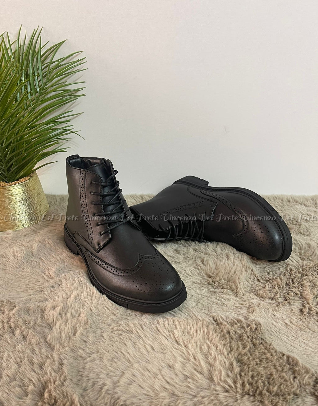 STIVALETTO IN PELLE CON LACCI E ZIP SUOLA IN GOMMA