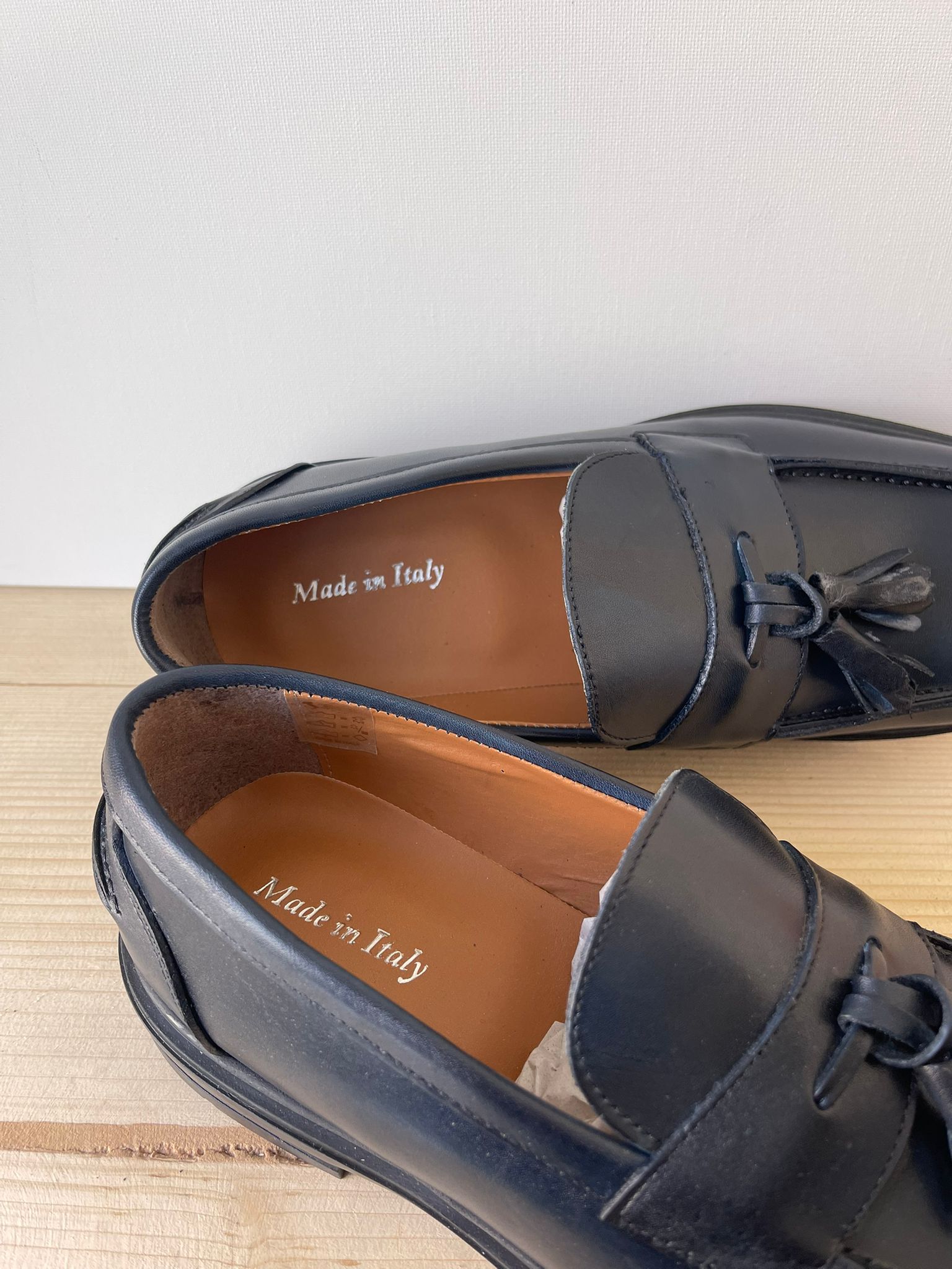 MOCASSINI TASSEL LOAFER IN VERA PELLE MADE IN ITALY CON NAPPINE SUOLA IN GOMMA