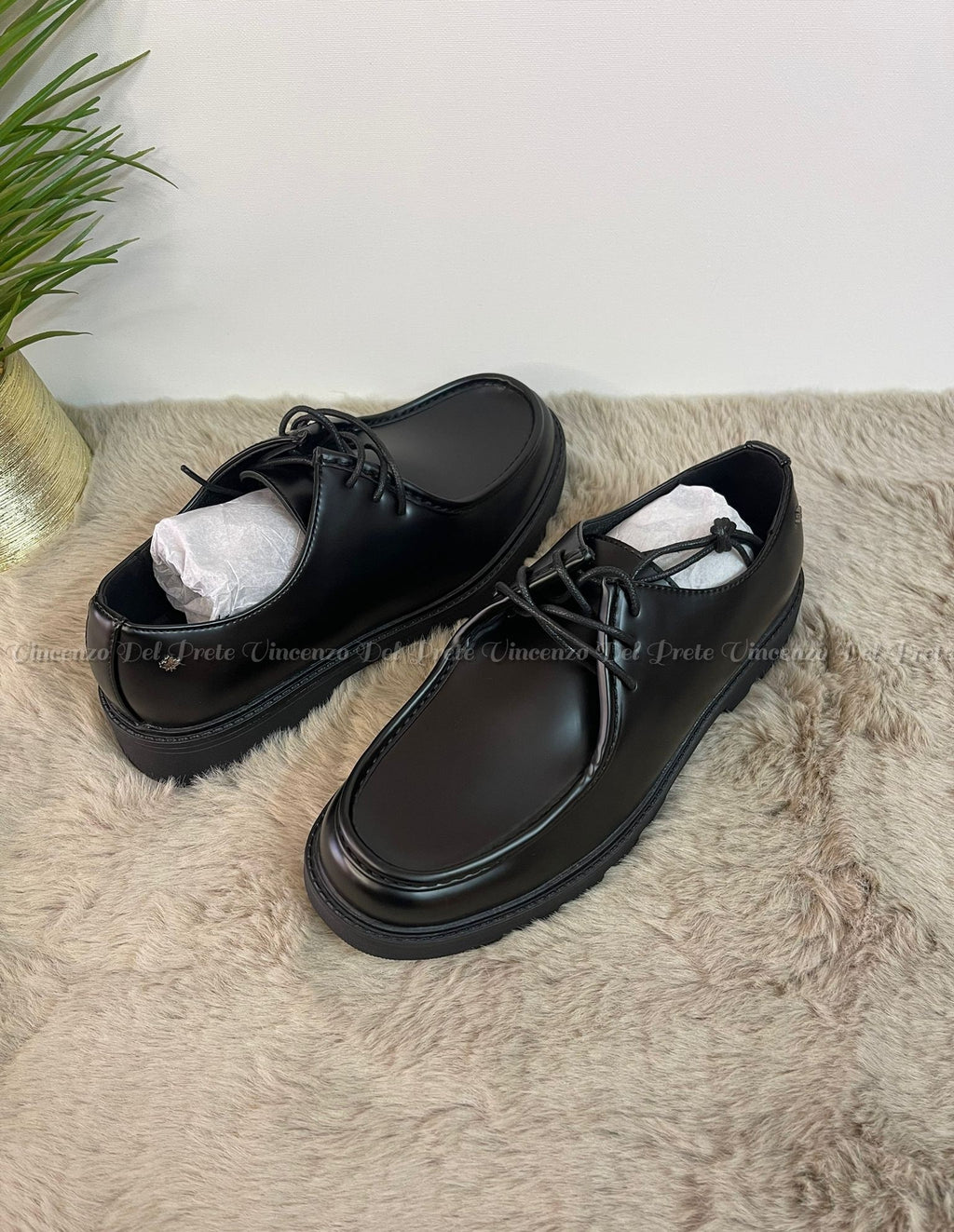 MOCASSINI INGEGNERE CON LACCI IN PELLE CON SUOLA IN GOMMA