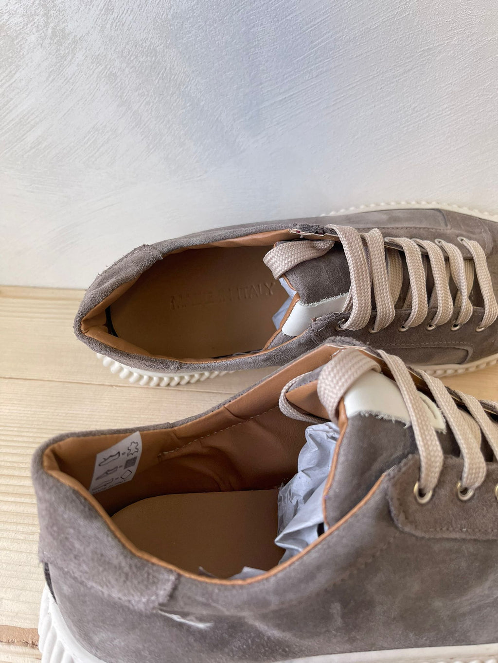 SNEAKERS IN VERA PELLE CAMOSCIO MADE IN ITALY UOMO E DONNA SUOLA ALTA
