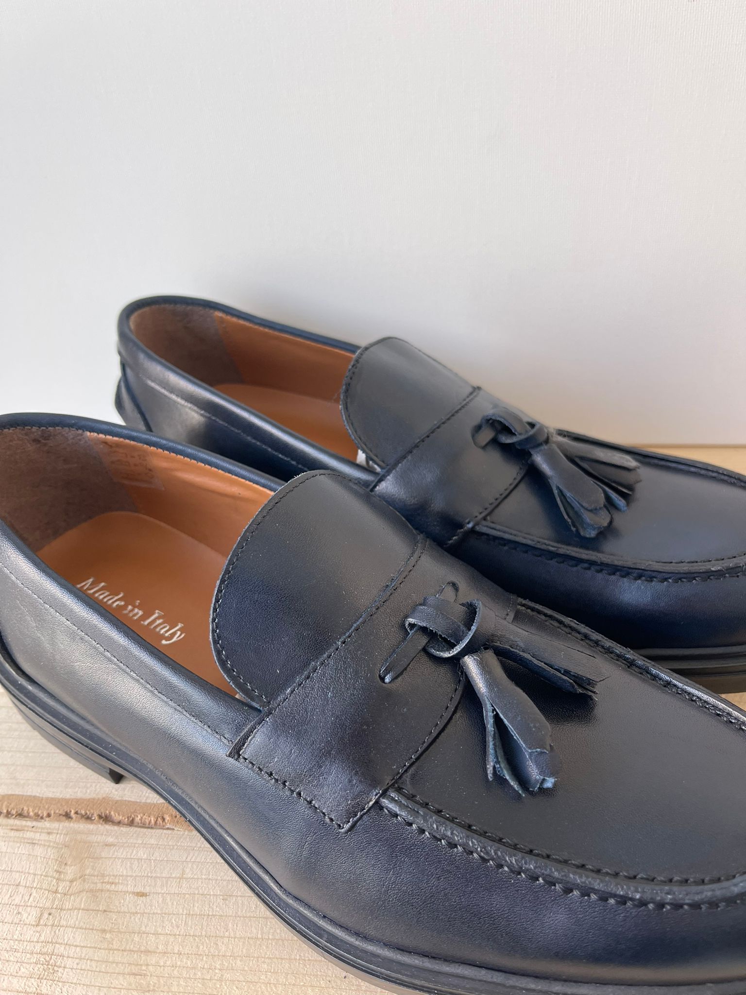 MOCASSINI TASSEL LOAFER IN VERA PELLE MADE IN ITALY CON NAPPINE SUOLA IN GOMMA
