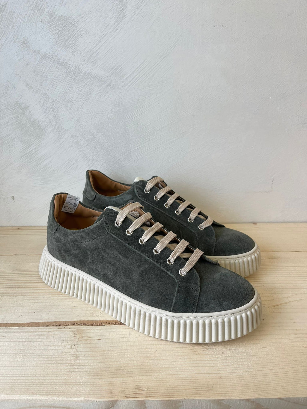 SNEAKERS IN VERA PELLE CAMOSCIO MADE IN ITALY UOMO E DONNA SUOLA ALTA