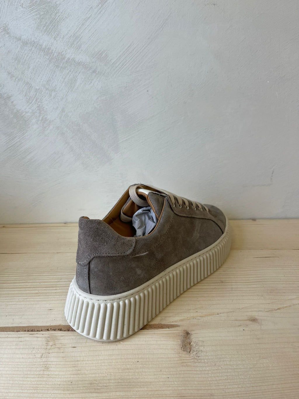 SNEAKERS IN VERA PELLE CAMOSCIO MADE IN ITALY UOMO E DONNA SUOLA ALTA
