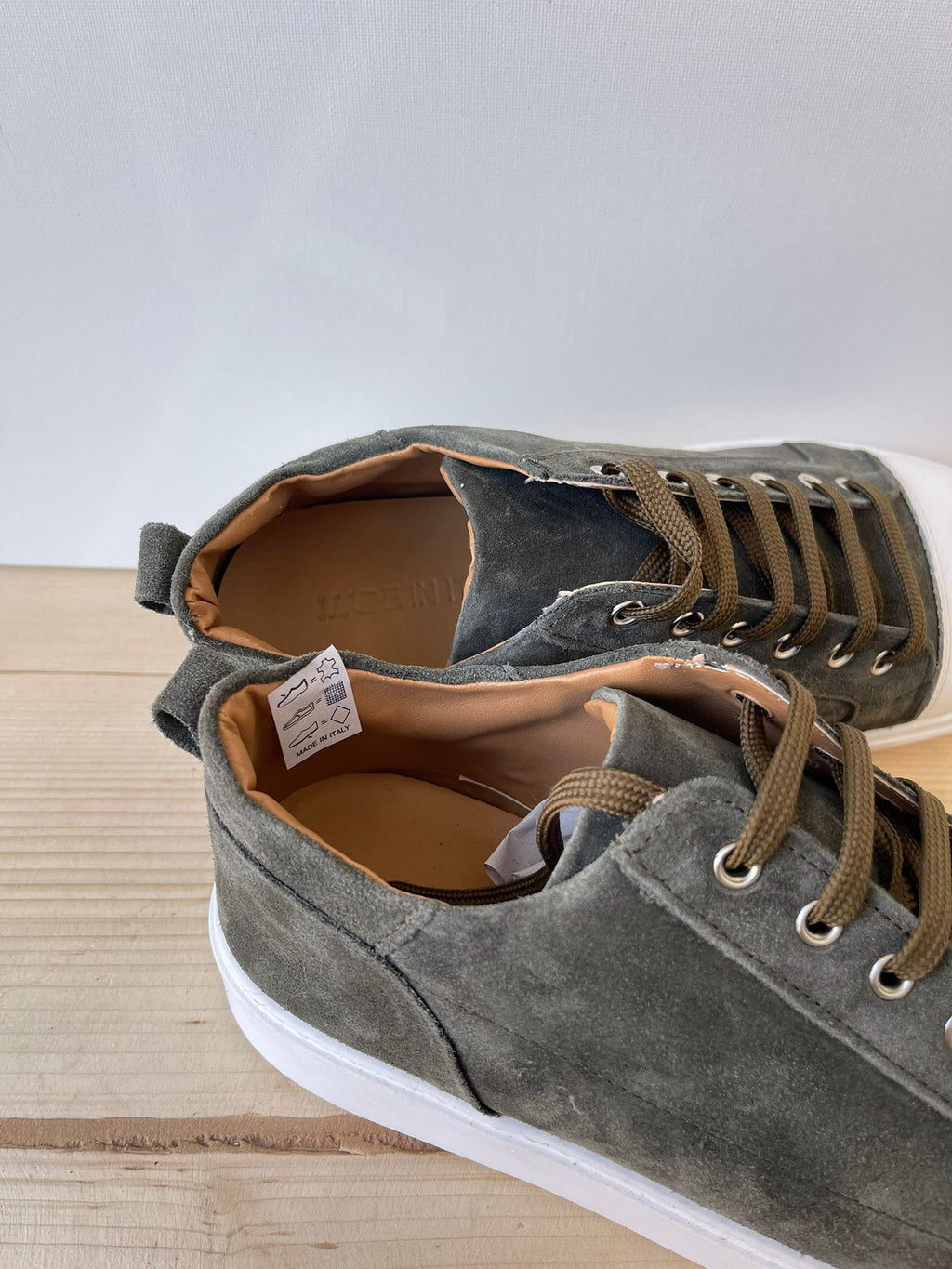 SNEAKERS IN VERA PELLE CAMOSCIO MADE IN ITALY UOMO E DONNA SUOLA BASSA