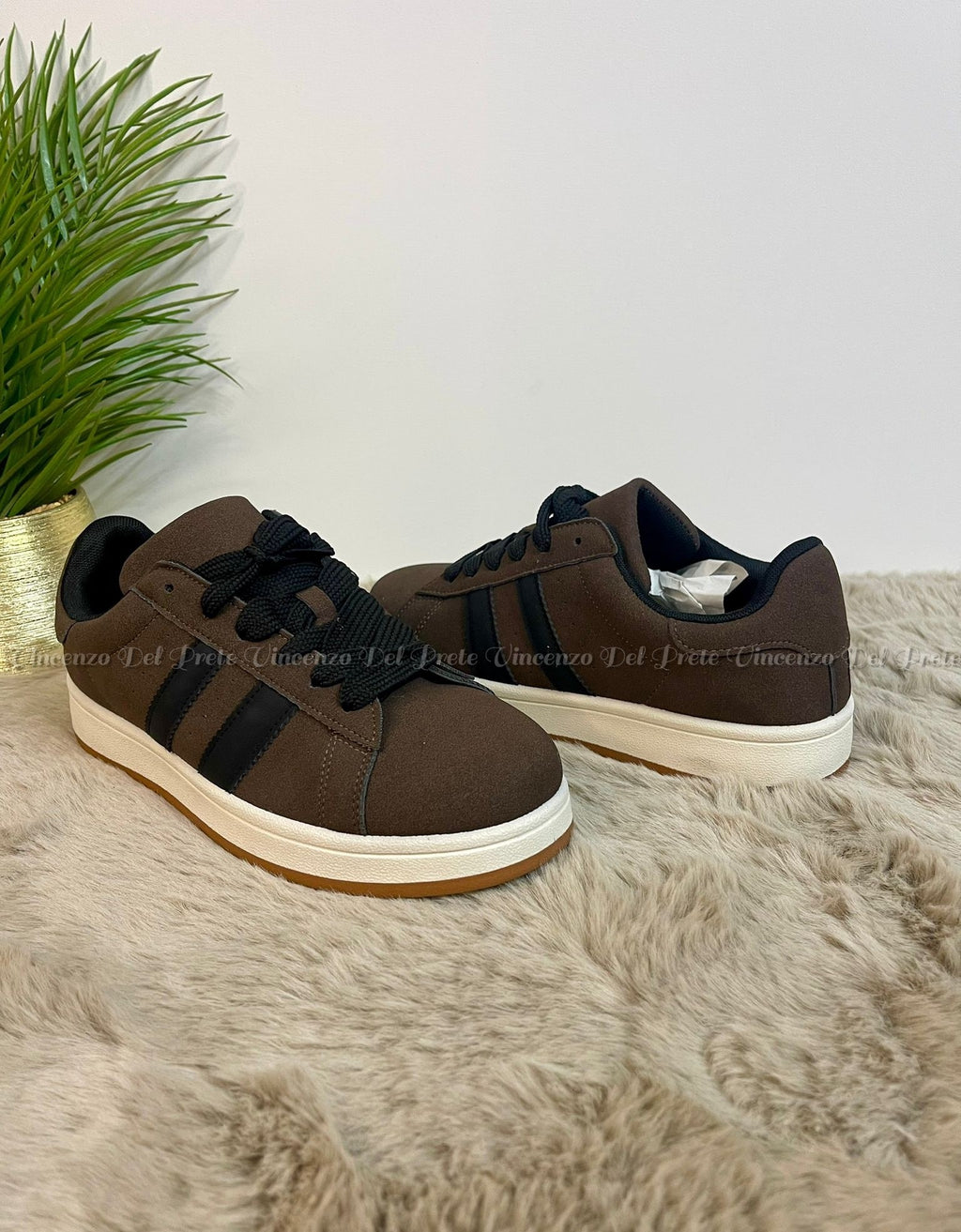 SNEAKERS IN CAMOSCIO MADE IN ITALY CON SUOLA IN GOMMA