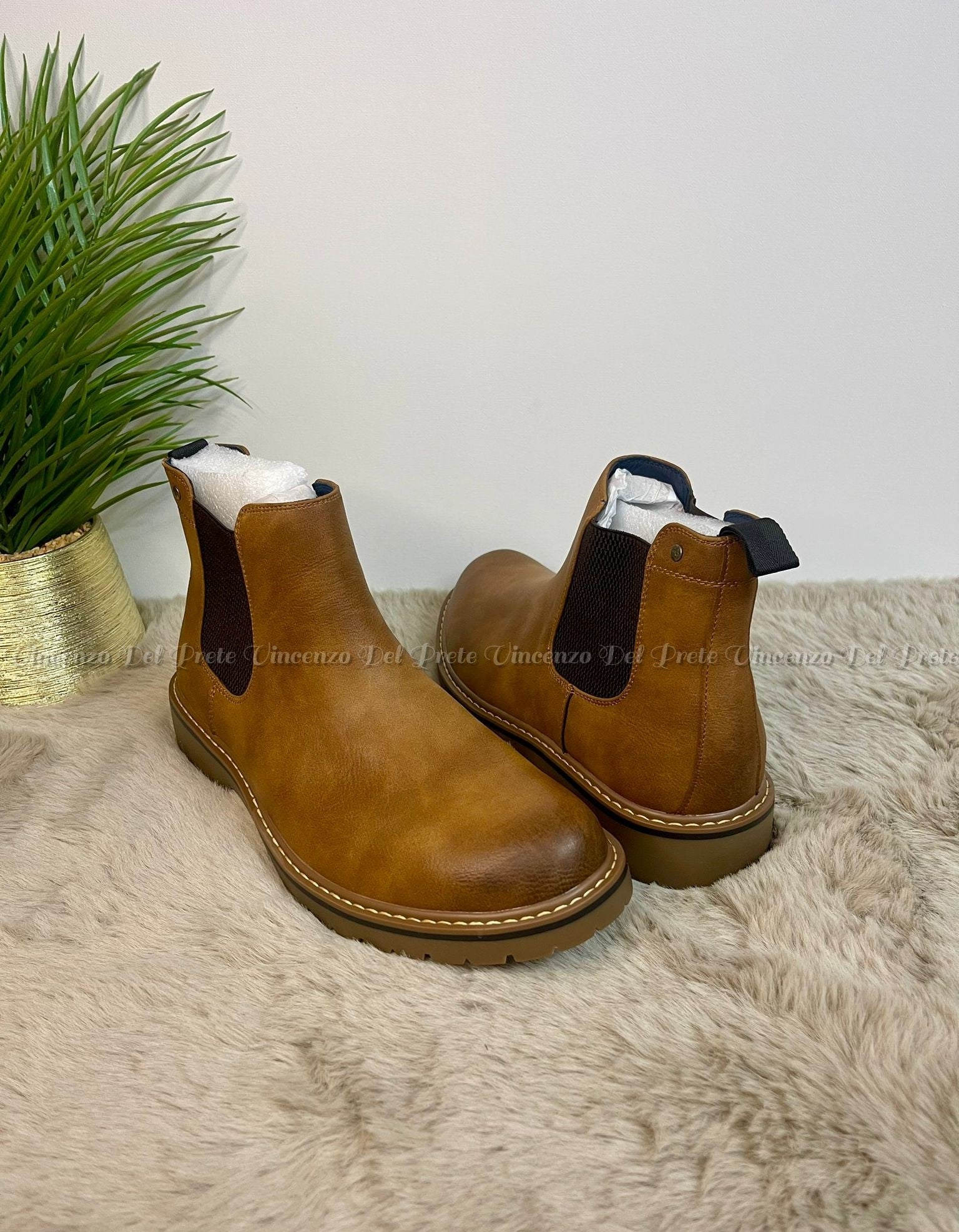 STIVALETTO IN PELLE SENZA LACCI CON SUOLA IN GOMMA