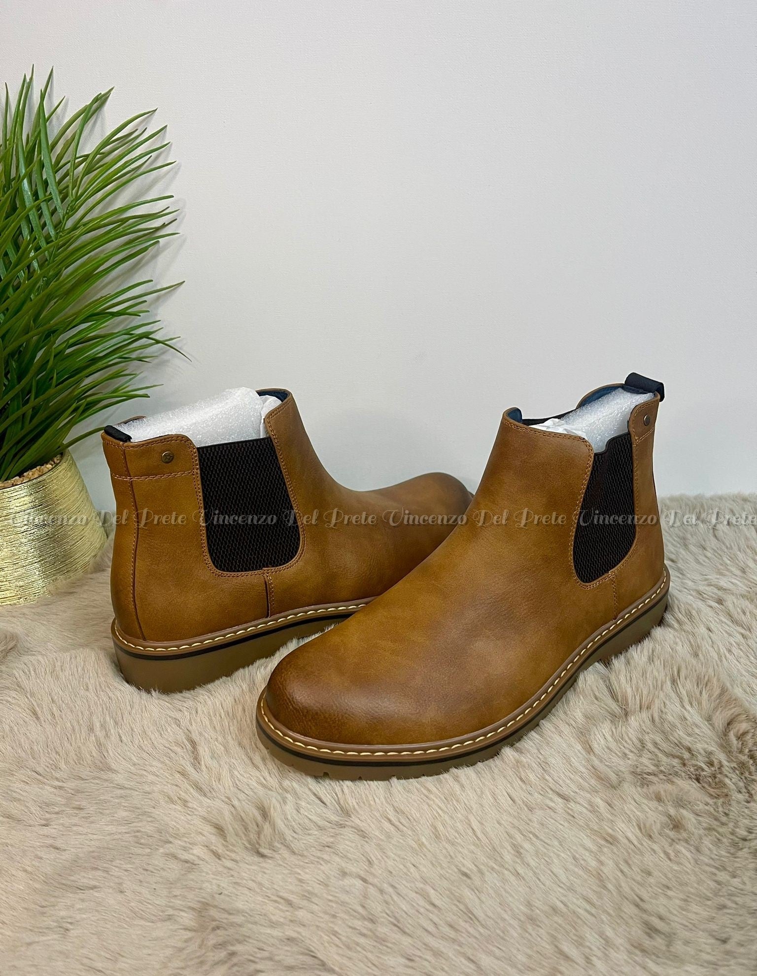 STIVALETTO IN PELLE SENZA LACCI CON SUOLA IN GOMMA