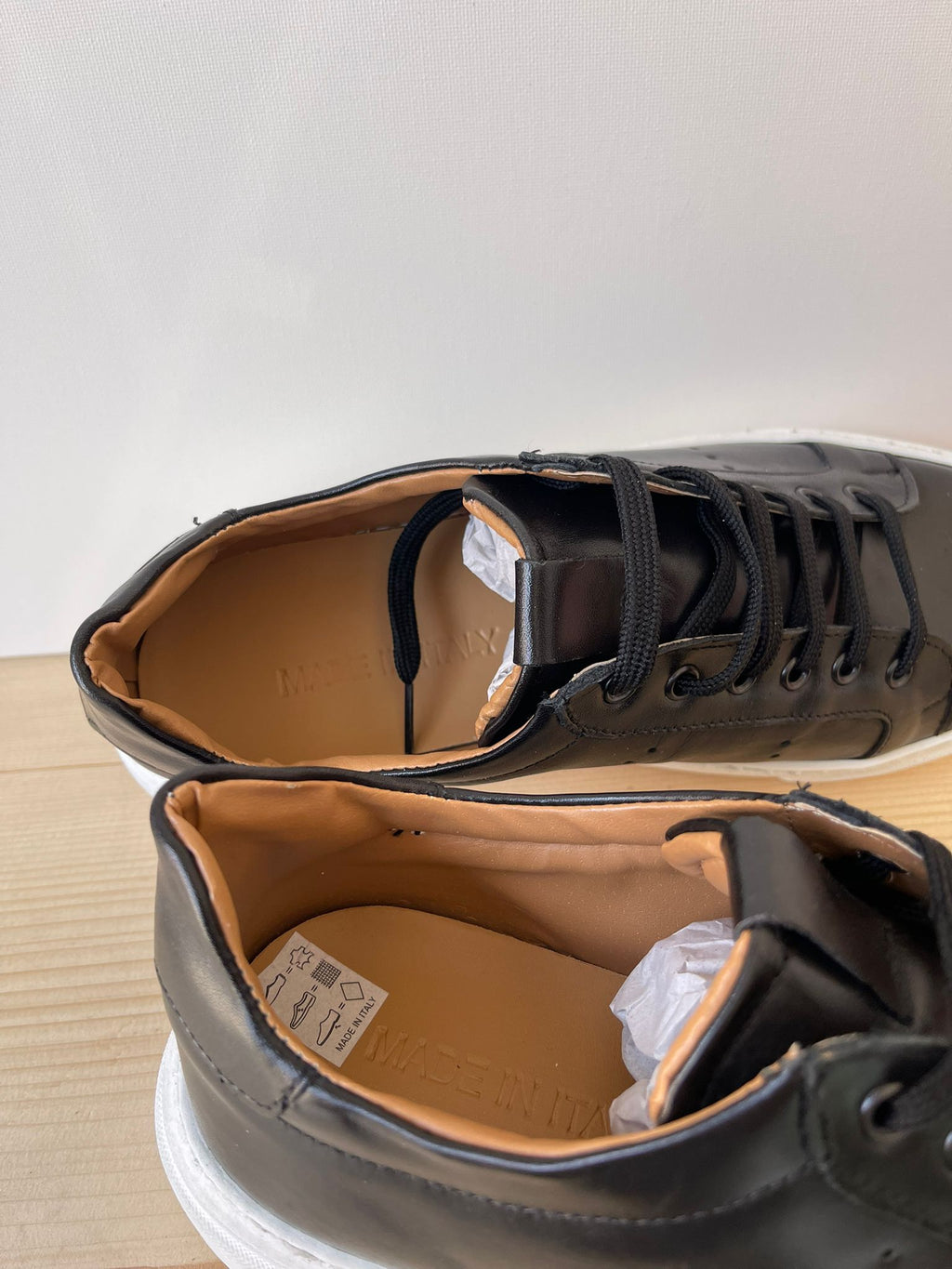 SNEAKERS IN VERA PELLE MADE IN ITALY UOMO E DONNA SUOLA BASSA