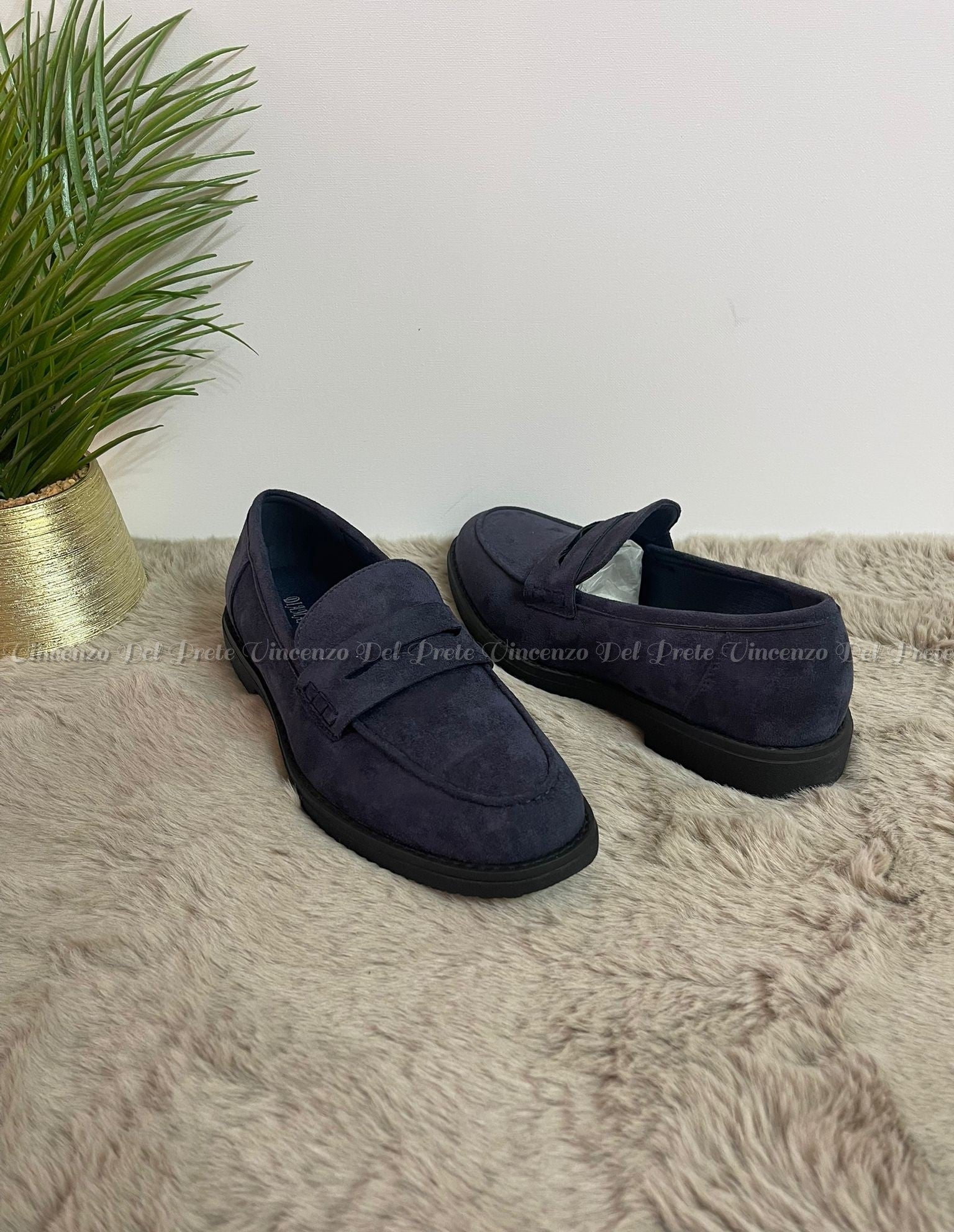 MOCASSINI SENZA LACCI IN CAMOSCIO CON SUOLA IN GOMMA