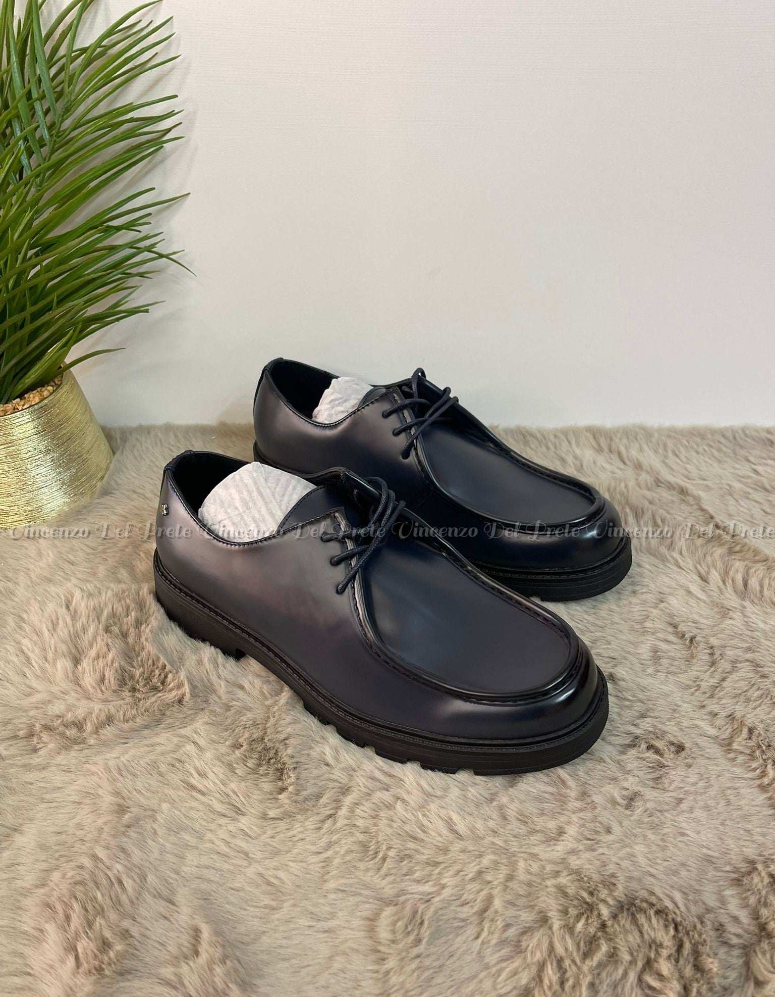 MOCASSINI INGEGNERE CON LACCI IN PELLE CON SUOLA IN GOMMA