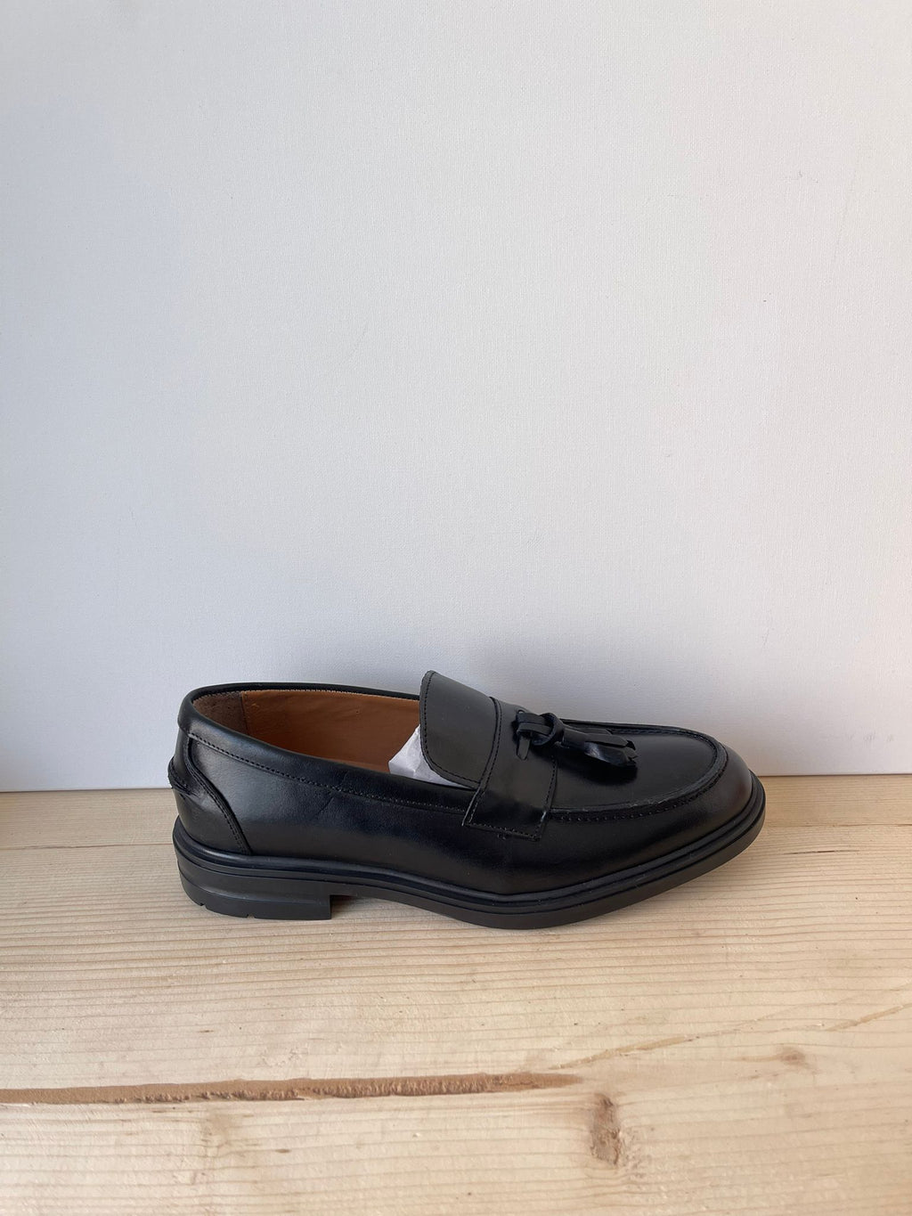 MOCASSINI TASSEL LOAFER IN VERA PELLE MADE IN ITALY CON NAPPINE SUOLA IN GOMMA