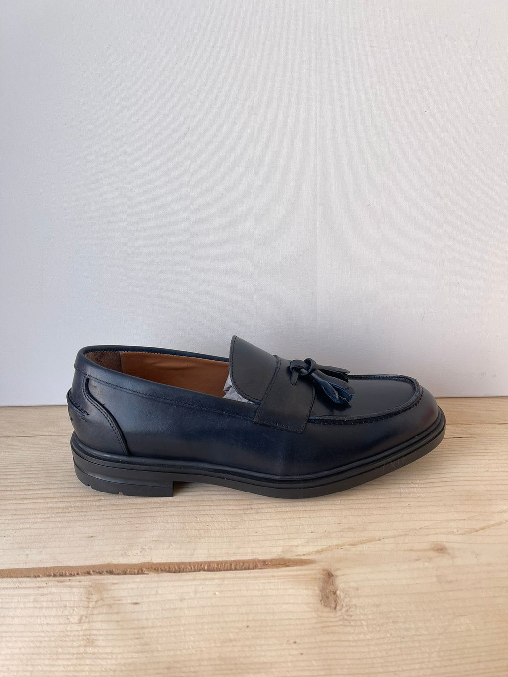 MOCASSINI TASSEL LOAFER IN VERA PELLE MADE IN ITALY CON NAPPINE SUOLA IN GOMMA