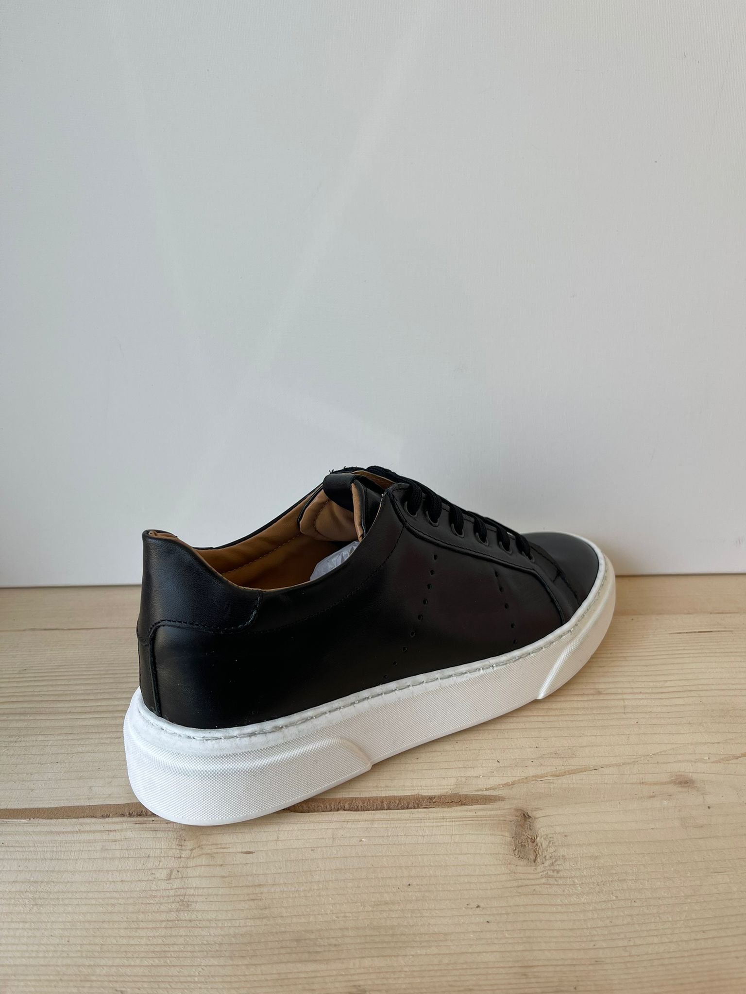SNEAKERS IN VERA PELLE MADE IN ITALY UOMO E DONNA SUOLA BASSA