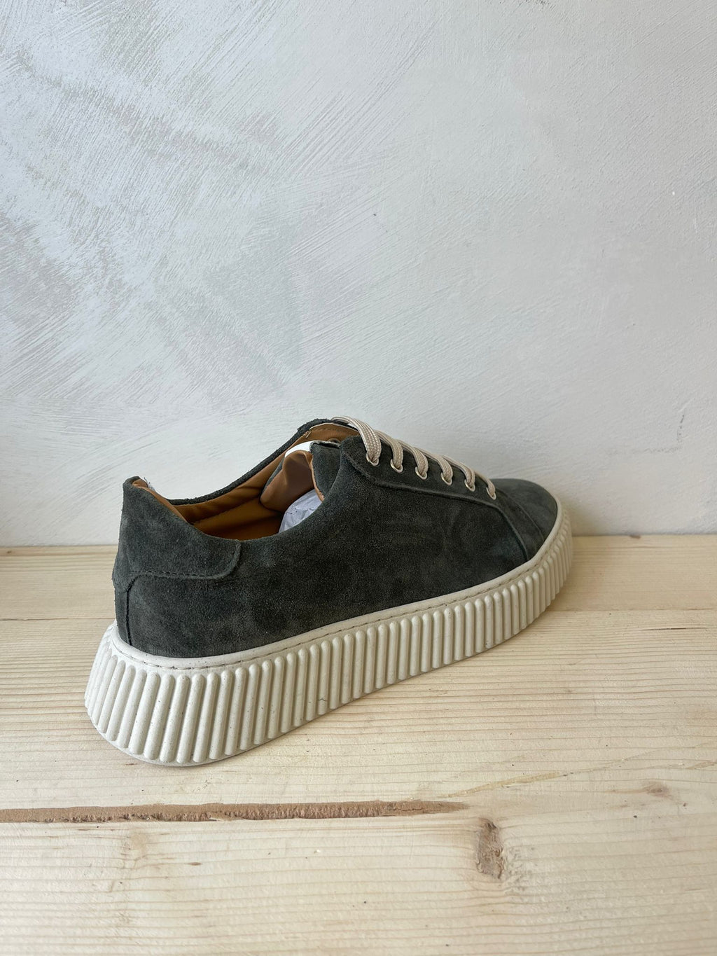 SNEAKERS IN VERA PELLE CAMOSCIO MADE IN ITALY UOMO E DONNA SUOLA ALTA