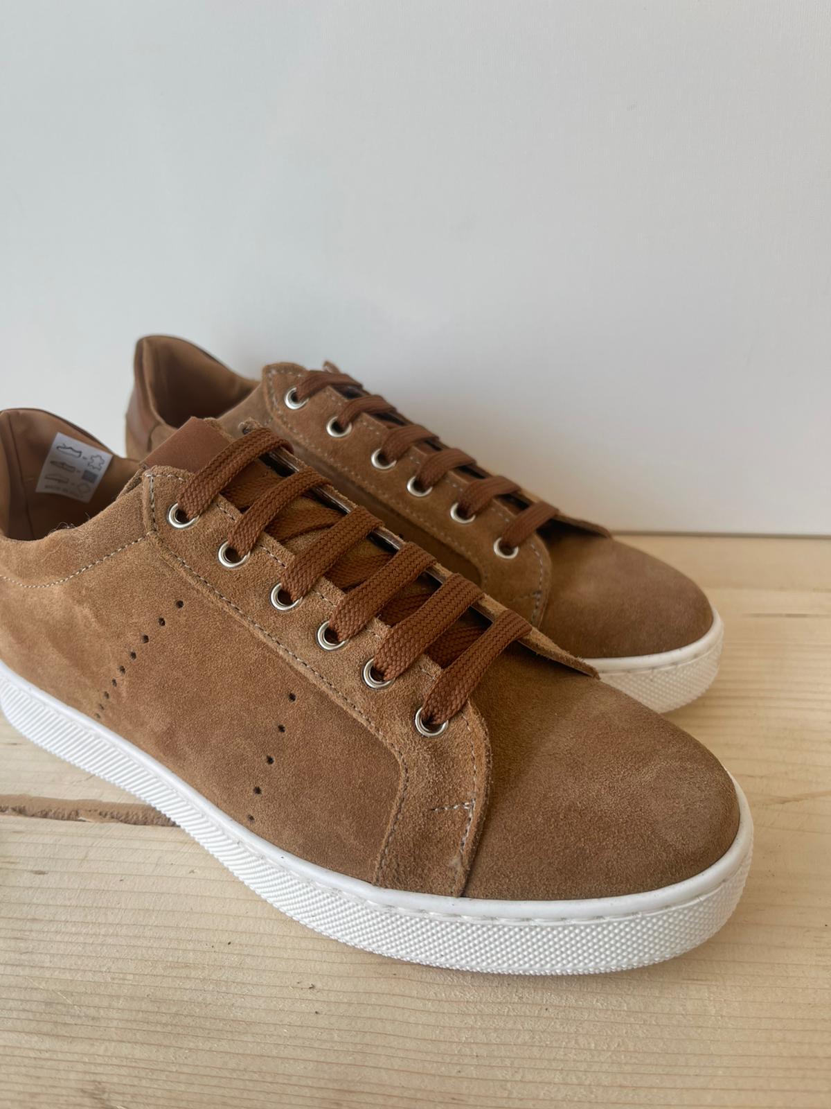 SNEAKERS IN VERA PELLE CAMOSCIO MADE IN ITALY UOMO E DONNA SUOLA BASSA