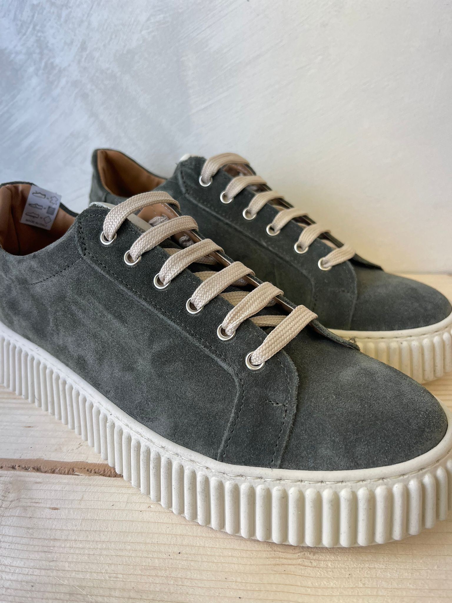 SNEAKERS IN VERA PELLE CAMOSCIO MADE IN ITALY UOMO E DONNA SUOLA ALTA